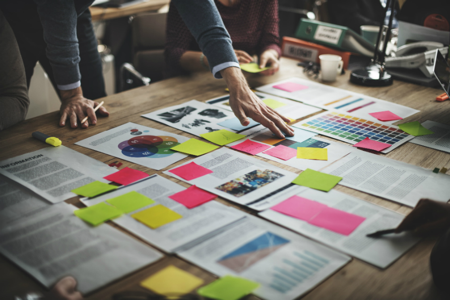 Seguimiento de la competencia para mejorar la comunicación
